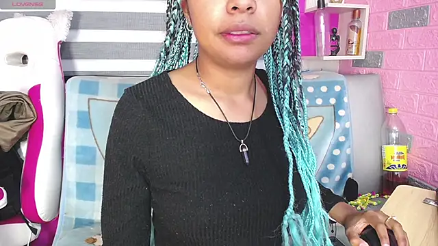 Zoe Rider online show from December 20, 2025, 12:52 pm