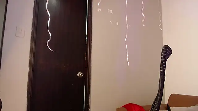 Snapshot of miel_alisha chatting on May 28, 2026, 2:23 pm miel alisha online show from May 28, 2026, 2:23 pm