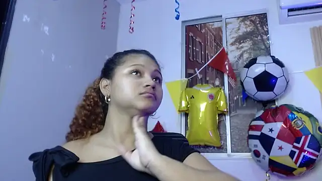 Snapshot of miel_alisha chatting on June 17, 2026, 12:59 pm miel alisha online show from June 17, 2026, 12:59 pm