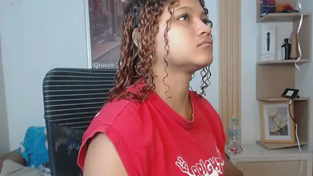 Snapshot of miel_alisha chatting on June 7, 2026, 12:54 pm miel alisha online show from June 7, 2026, 12:54 pm