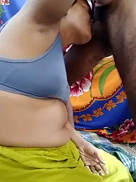 sexylive1100 online show from December 22, 2025, 3:39 am