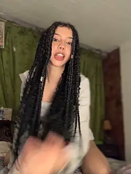 Snapshot of MiaaCute- chatting on November 13, 2025, 1:09 am MiaaCute- online show from November 13, 2025, 1:09 am