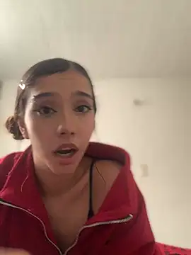 Snapshot of MiaaCute- chatting on March 4, 2026, 9:22 pm MiaaCute- online show from March 4, 2026, 9:22 pm