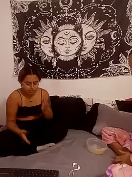 emily n abby online show from March 4, 2026, 1:52 pm