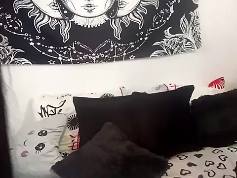 emily n abby online show from October 20, 2025, 12:27 pm