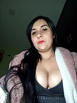 Kymberlaury online show from October 28, 2025, 3:29 am