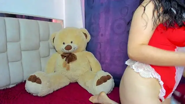 talialadyx online show from March 14, 2026, 2:12 pm