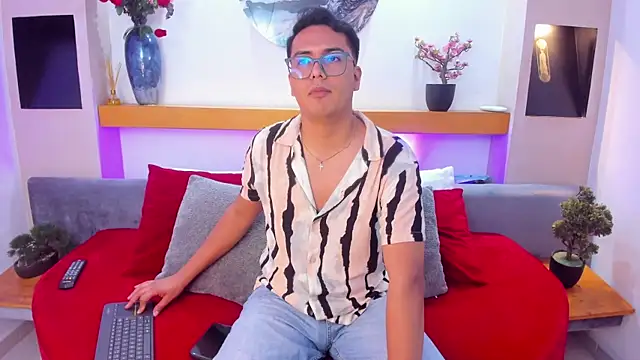 JohnBelRose online show from January 8, 2026, 7:31 pm