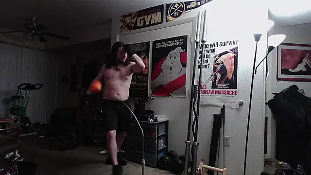 biggerisbetter12 online show from March 24, 2026, 2:33 am