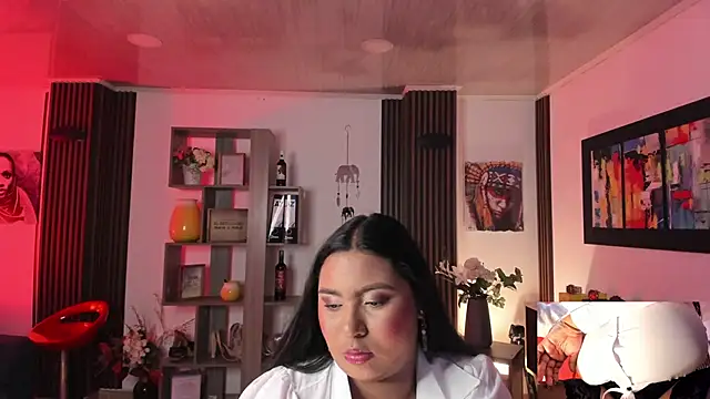 ValentinaNoir online show from November 18, 2025, 3:21 am