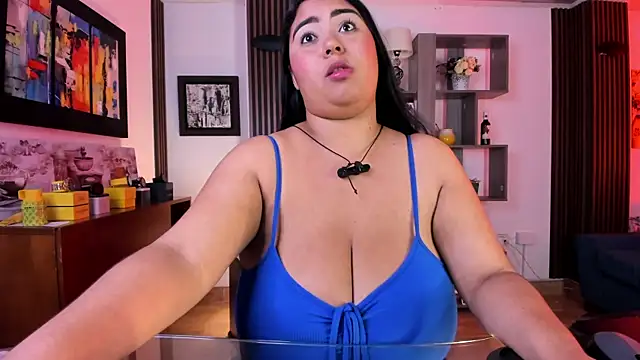 ValentinaNoir online show from June 23, 2026, 7:23 pm