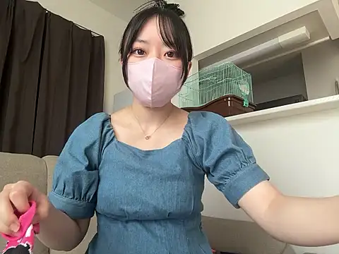 pinkudayo girl online show from July 23, 2026, 9:33 pm