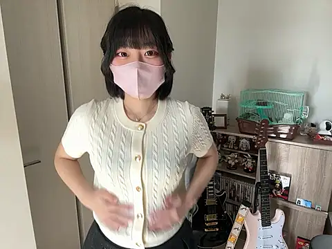 Snapshot of pinkudayo_girl chatting on March 14, 2026, 1:55 am pinkudayo girl online show from March 14, 2026, 1:55 am