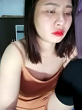 Chmdiemd online show from December 3, 2025, 7:46 pm