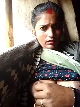 Pooja shre online show from November 18, 2025, 3:21 am