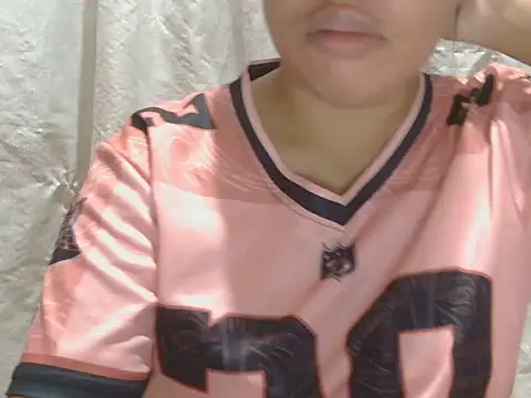 Snapshot of ChubbyButty chatting on July 10, 2026, 2:28 pm ChubbyButty online show from July 10, 2026, 2:28 pm