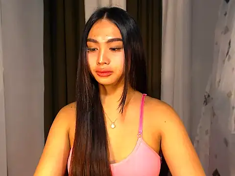 Snapshot of BigBrownCock_Candice chatting on December 5, 2025, 5:11 pm BigBrownCock Candice online show from December 5, 2025, 5:11 pm