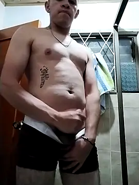 Snapshot of DenotedCattle97 chatting on November 5, 2025, 10:24 pm DenotedCattle97 online show from November 5, 2025, 10:24 pm