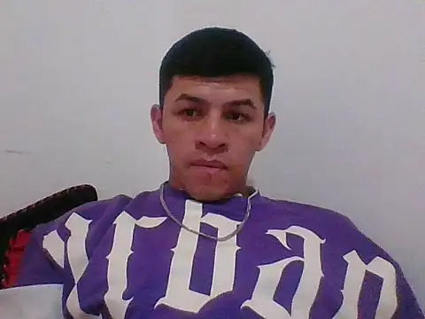 Snapshot of DenotedCattle97 chatting on October 22, 2025, 8:08 pm DenotedCattle97 online show from October 22, 2025, 8:08 pm