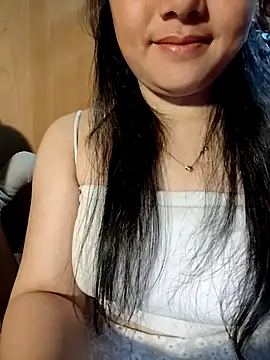 Sinhlinh2020 online show from April 27, 2026, 2:04 pm