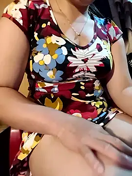 Sinhlinh2020 online show from April 21, 2026, 9:32 pm