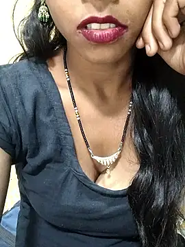 Itz Aisha   online show from April 11, 2026, 10:08 am