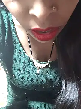 Itz Aisha   online show from December 16, 2025, 6:50 am