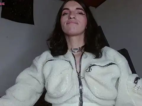 Scarlett crastrawberry online show from April 27, 2026, 7:56 pm