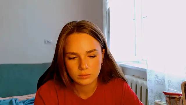 Snapshot of May_Bloom chatting on June 20, 2026, 5:34 am May Bloom online show from June 20, 2026, 5:34 am