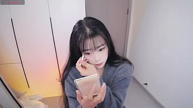 Snapshot of Kinadolly chatting on November 24, 2025, 1:00 pm Kinadolly online show from November 24, 2025, 1:00 pm