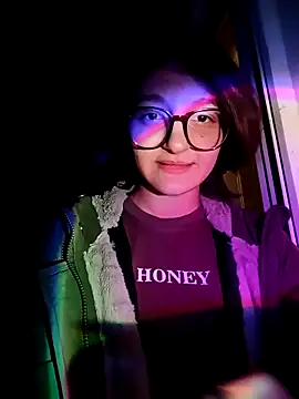 A Skyy online show from February 26, 2026, 11:05 pm