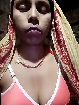 Snapshot of Madhuhh chatting on March 14, 2026, 4:35 pm Madhuhh online show from March 14, 2026, 4:35 pm