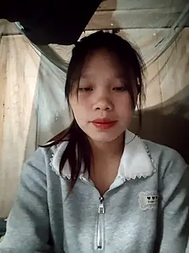 linh-miu99 online show from March 8, 2026, 1:33 am