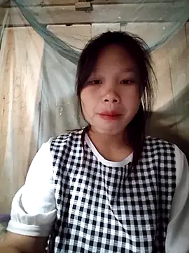 linh-miu99 online show from March 5, 2026, 2:52 am