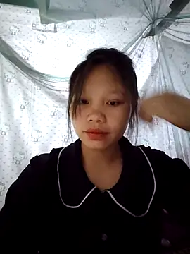linh-miu99 online show from March 25, 2026, 1:39 am
