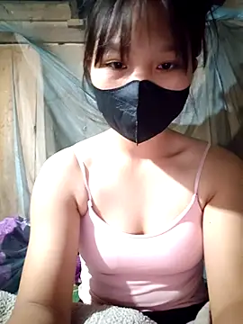 linh-miu99 online show from November 23, 2025, 1:59 am