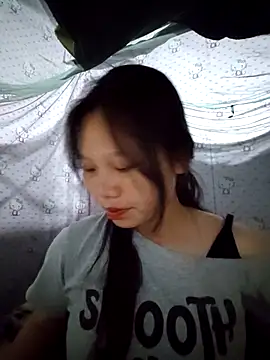 linh-miu99 online show from March 22, 2026, 2:29 pm