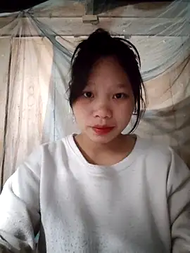linh-miu99 online show from March 8, 2026, 2:20 pm