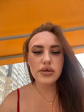 KiraSunshine online show from June 12, 2026, 3:59 am