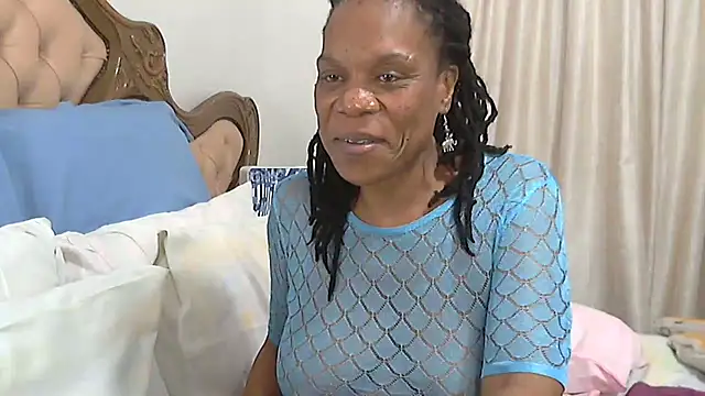 Hotcougar online show from February 28, 2026, 8:41 pm