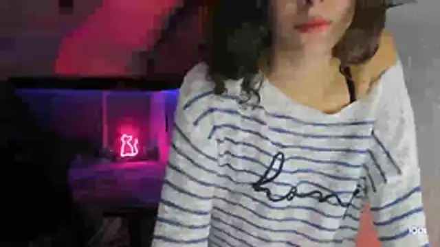 MartesBratty online show from October 28, 2025, 9:36 pm