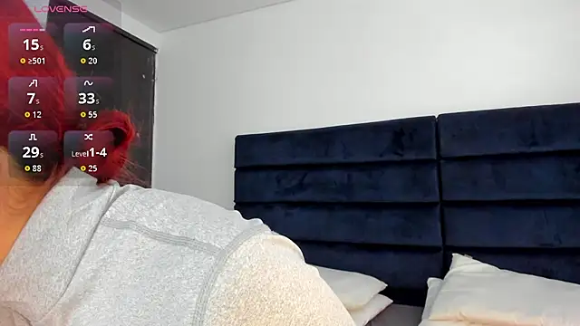 melanie roux   online show from December 2, 2025, 12:29 pm