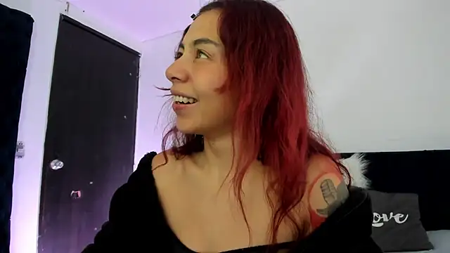 melanie roux   online show from July 1, 2026, 12:49 pm