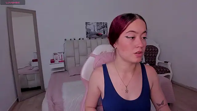 Amaraa couper1 online show from March 19, 2026, 4:12 am