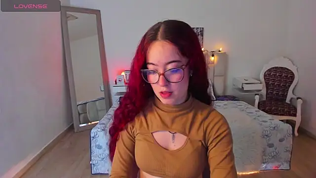 Amaraa couper1 online show from November 15, 2025, 3:21 am