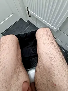 16enes16 online show from November 3, 2025, 10:41 am