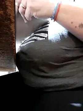 JennyInVegas online show from May 6, 2026, 2:32 pm