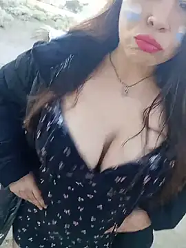 Labellasex online show from June 13, 2026, 8:40 pm