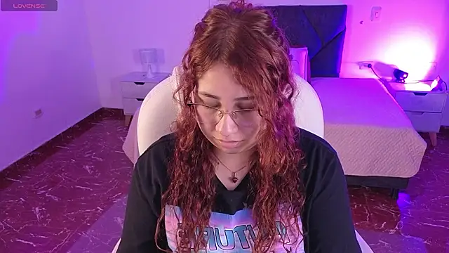 littlee red online show from March 24, 2026, 10:21 pm