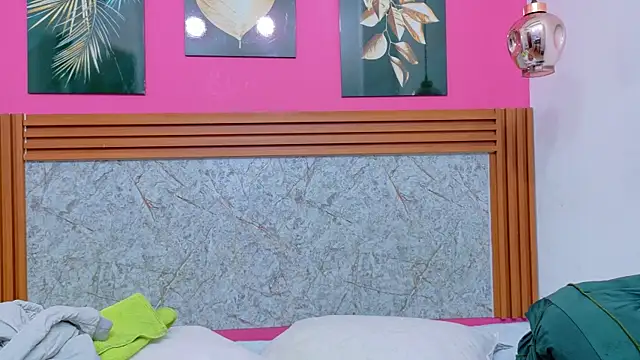 matureahomegirl online show from March 4, 2026, 2:52 am